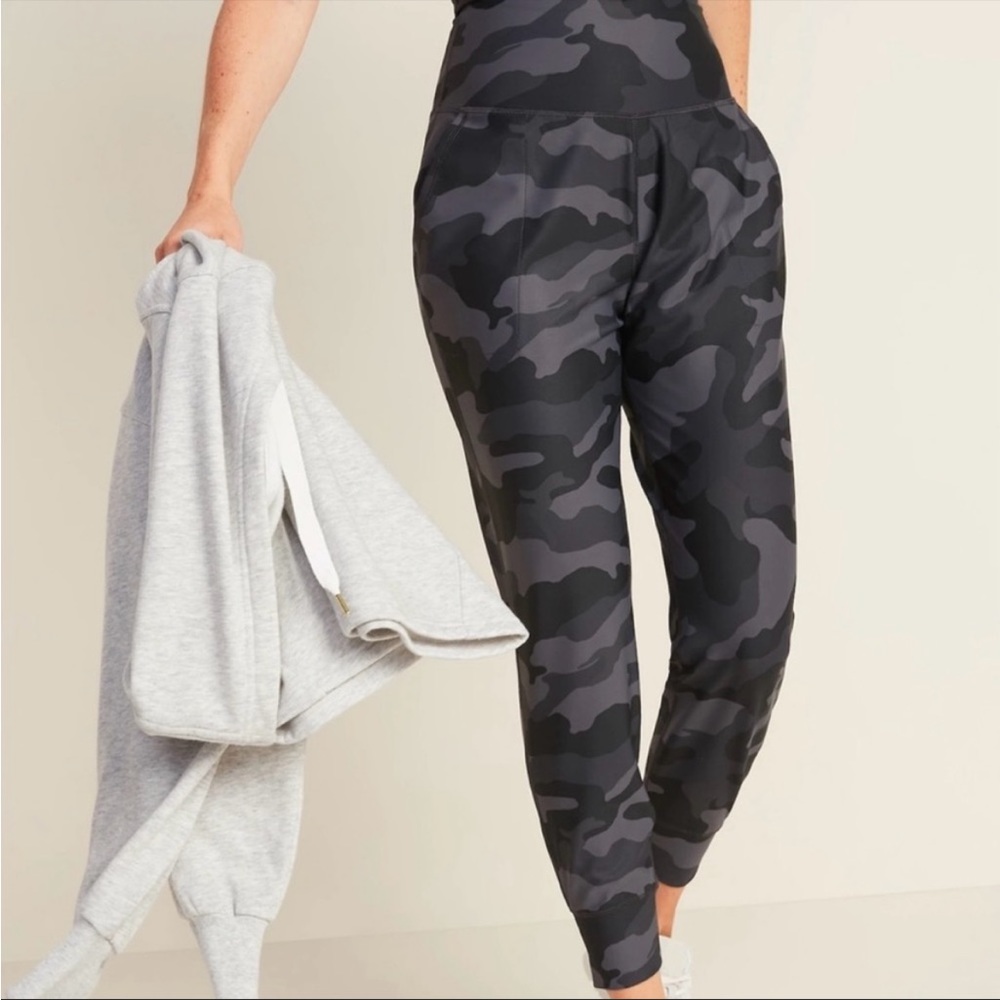 Old navy joggers